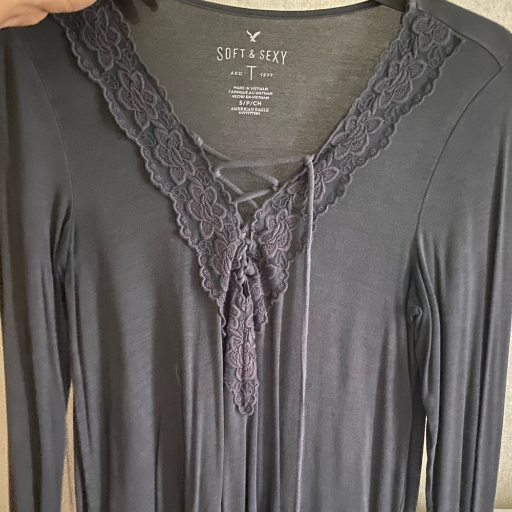 American eagle soft and sexy tee gray long sleeve size Small